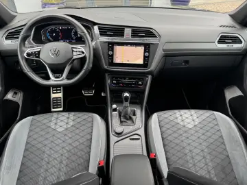 VW Tiguan R-Line 4Motion HUP RFK IQ ACC