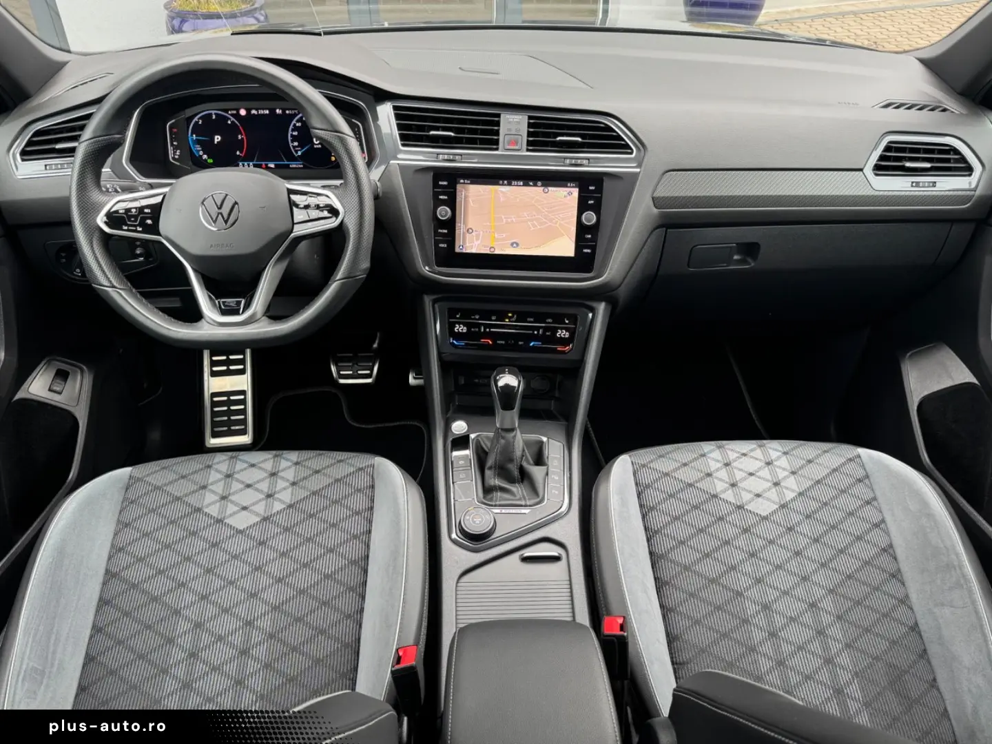 VW Tiguan R-Line 4Motion HUP RFK IQ ACC