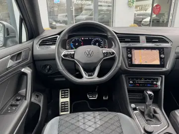 VW Tiguan R-Line 4Motion HUP RFK IQ ACC