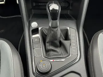 VW Tiguan R-Line 4Motion HUP RFK IQ ACC