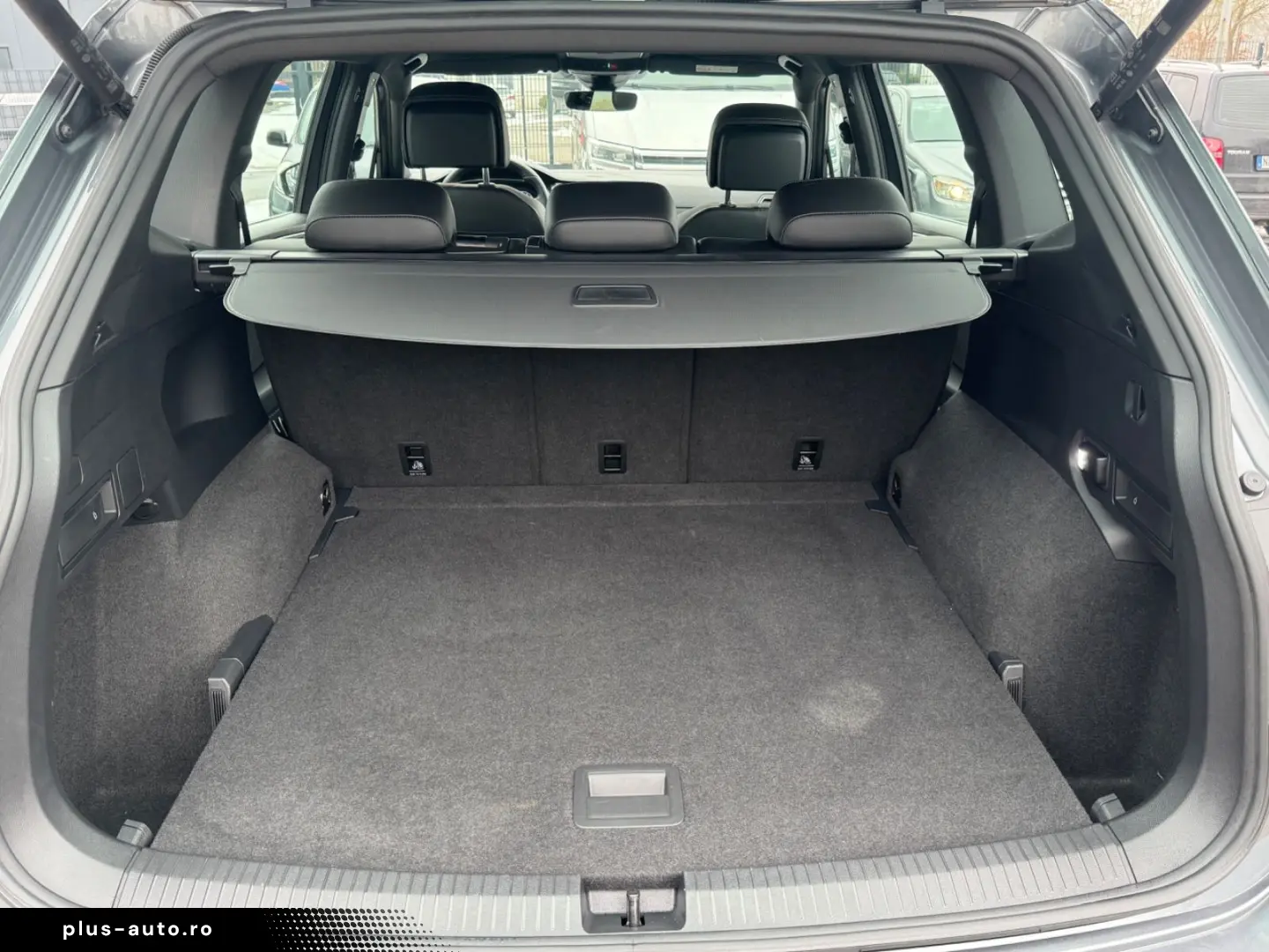 VW Tiguan R-Line 4Motion HUP RFK IQ ACC