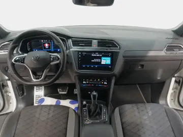 VW Tiguan R-Line 4Motion 2.0TDI BlackStyle IQ.Light