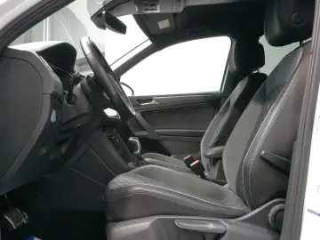 VW Tiguan R-Line 4Motion 2.0TDI BlackStyle IQ.Light