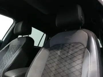 VW Tiguan R-Line 4Motion 2.0TDI BlackStyle IQ.Light