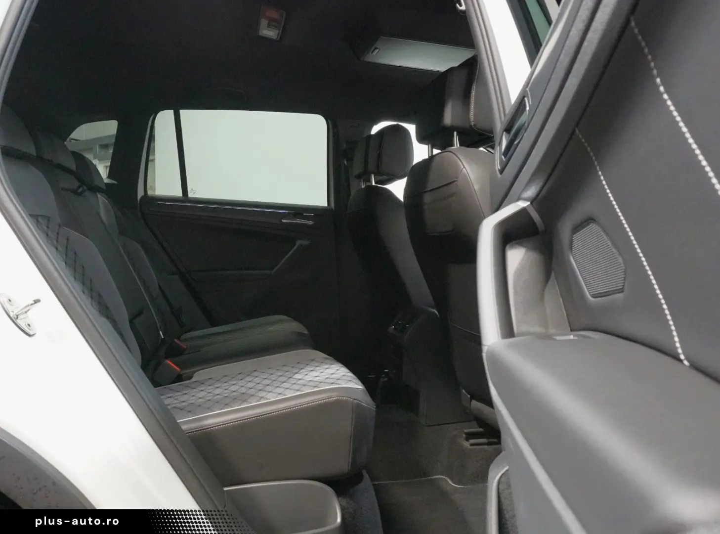 VW Tiguan R-Line 4Motion 2.0TDI BlackStyle IQ.Light