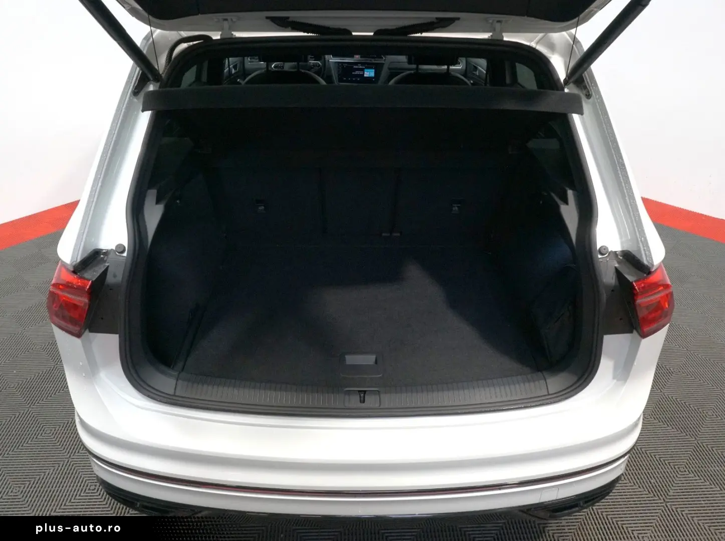 VW Tiguan R-Line 4Motion 2.0TDI BlackStyle IQ.Light