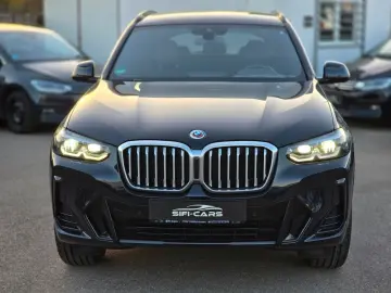 BMW X3 xDrive 20 d M-SPORT LIVE NAV LED AHK AMBIENTE