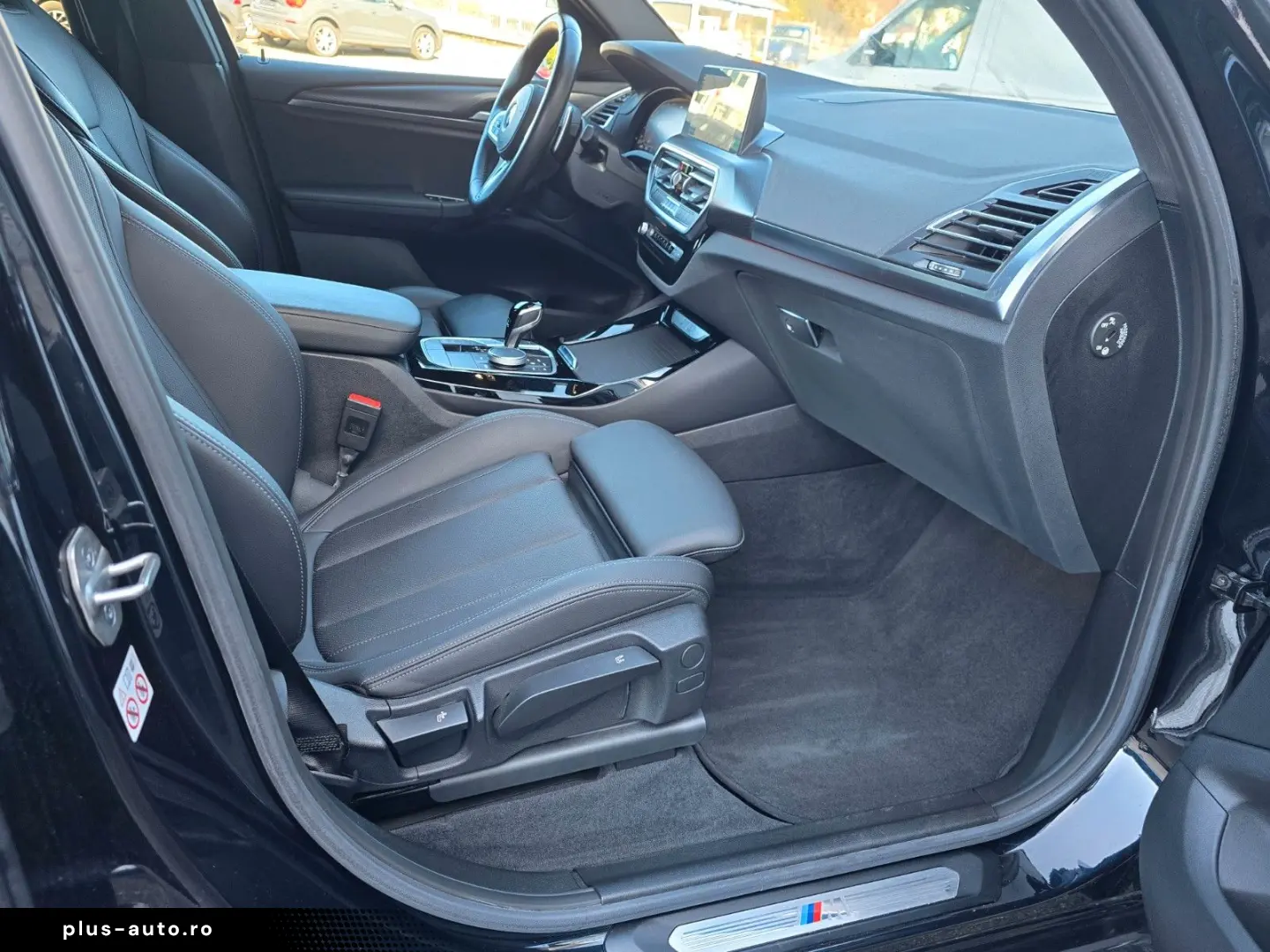 BMW X3 xDrive 20 d M-SPORT LIVE NAV LED AHK AMBIENTE