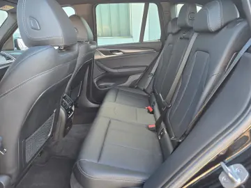 BMW X3 xDrive 20 d M-SPORT LIVE NAV LED AHK AMBIENTE