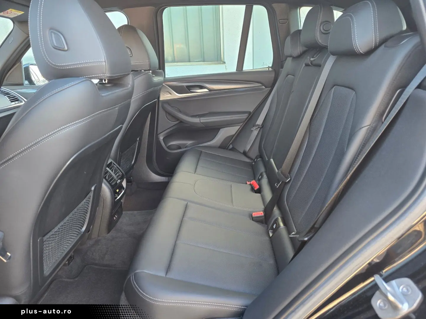 BMW X3 xDrive 20 d M-SPORT LIVE NAV LED AHK AMBIENTE