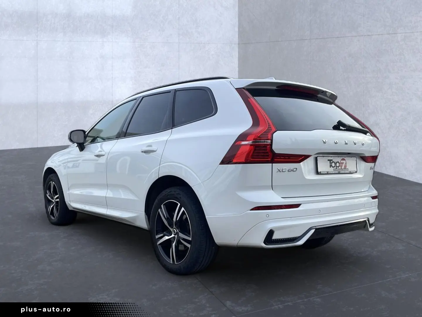 VOLVO XC 60 R Design AWD Bluetooth LED Klima