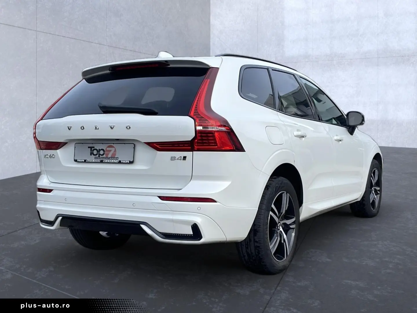 VOLVO XC 60 R Design AWD Bluetooth LED Klima