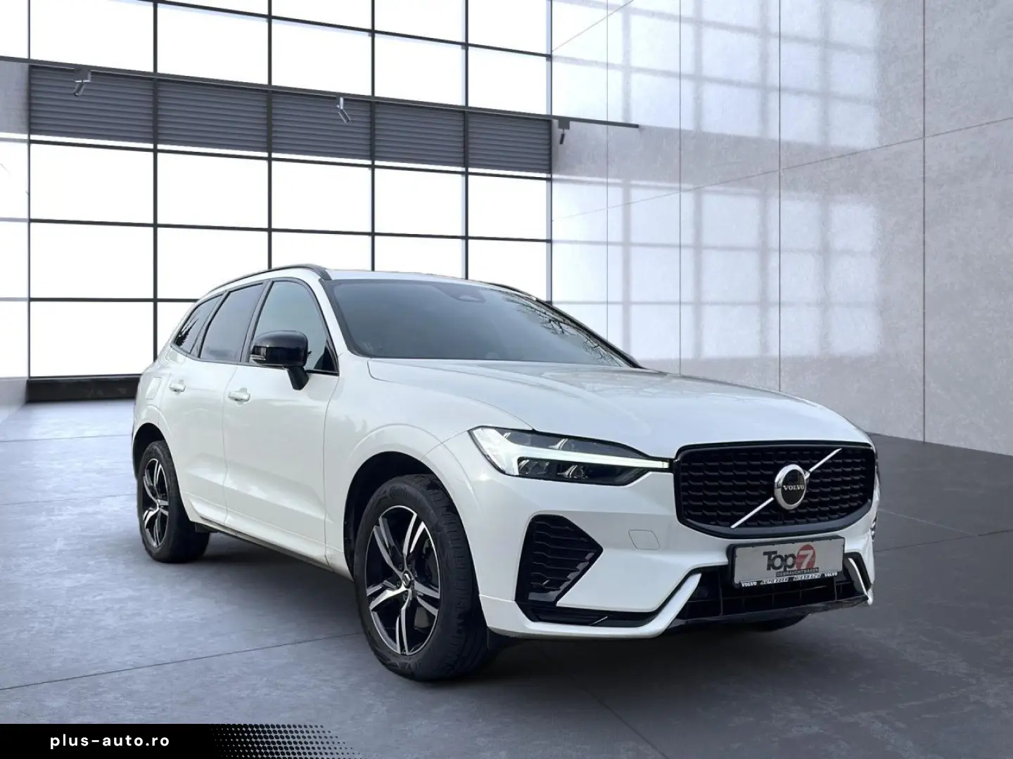 VOLVO XC 60 R Design AWD Bluetooth LED Klima