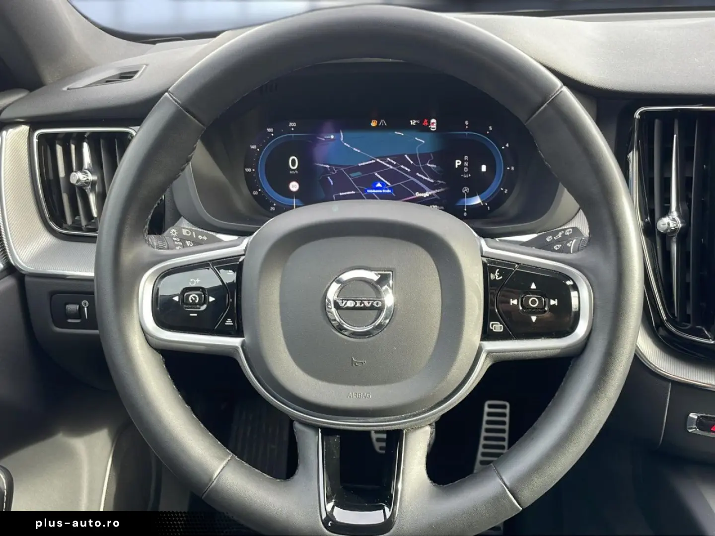 VOLVO XC 60 R Design AWD Bluetooth LED Klima