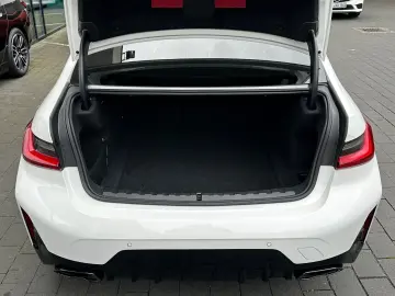 BMW M340d xDrive Limousine   Head-Up   360