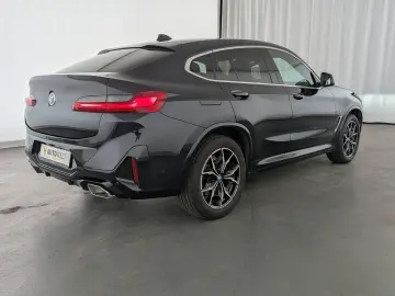 BMW X4 xDrive30d Mild-Hybrid M Sport LASER LEDER AHK