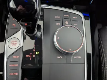 BMW X4 xDrive30d Mild-Hybrid M Sport LASER LEDER AHK