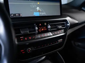 BMW X4 30i M Sport xDrive LASER AHK H&K RFK LEDER