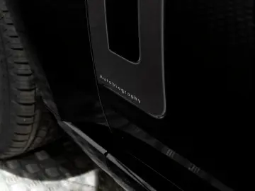 Land Rover Range Rover P550e PHEV Autobiography L460