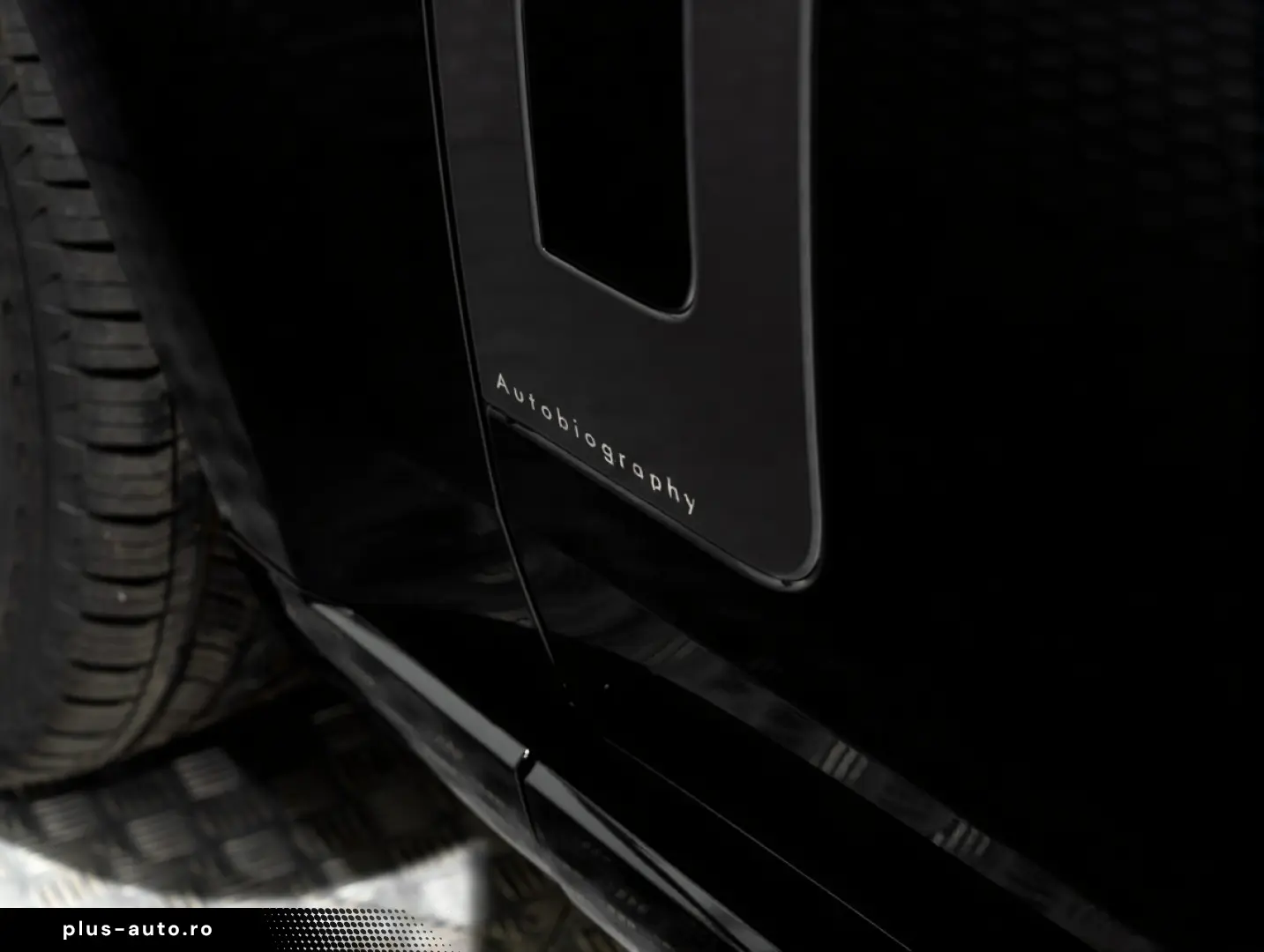 Land Rover Range Rover P550e PHEV Autobiography L460