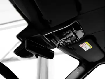 Land Rover Range Rover P550e PHEV Autobiography L460