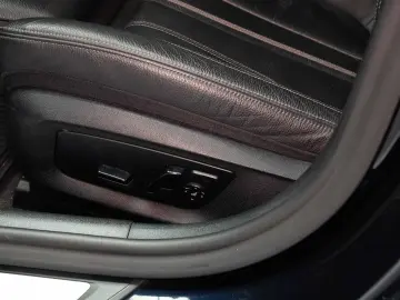 BMW 530e X-Drive Plug-in