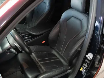 BMW 530e X-Drive Plug-in