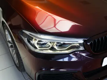 BMW 530e X-Drive Plug-in