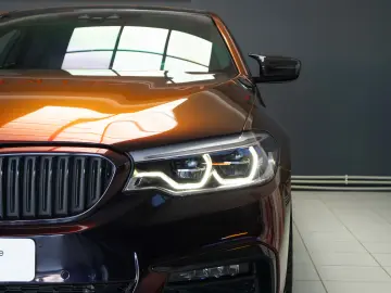 BMW 530e X-Drive Plug-in