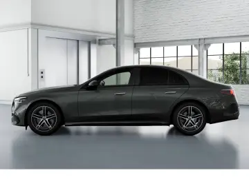 MERCEDES-BENZ E 220 d AMG Superscreen Pano MEMORY 360
