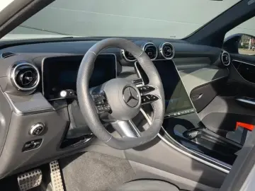 MERCEDES-BENZ GLC 220d 4M AMG