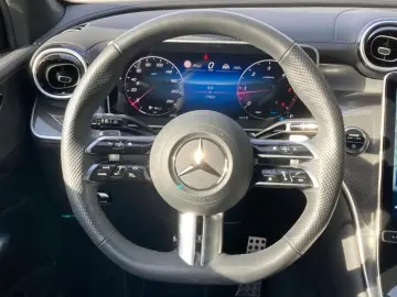MERCEDES-BENZ GLC 220d 4M AMG