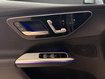 MERCEDES-BENZ GLC 300 e 4M