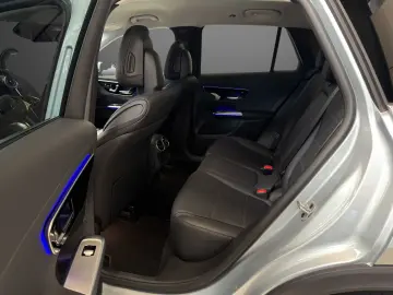 MERCEDES-BENZ GLC 300 e 4M