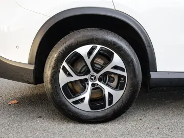 MERCEDES-BENZ GLC 300 e 4M Avantgarde