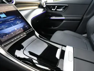 MERCEDES-BENZ GLC 300 e 4M Avantgarde