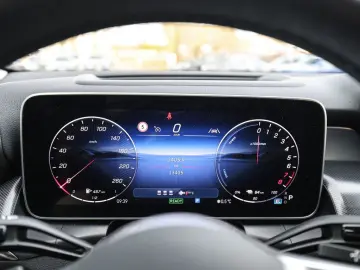 MERCEDES-BENZ GLC 300 e 4M Avantgarde