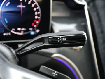 MERCEDES-BENZ GLC 300 e 4M Avantgarde