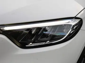 MERCEDES-BENZ GLC 300 e 4M Avantgarde