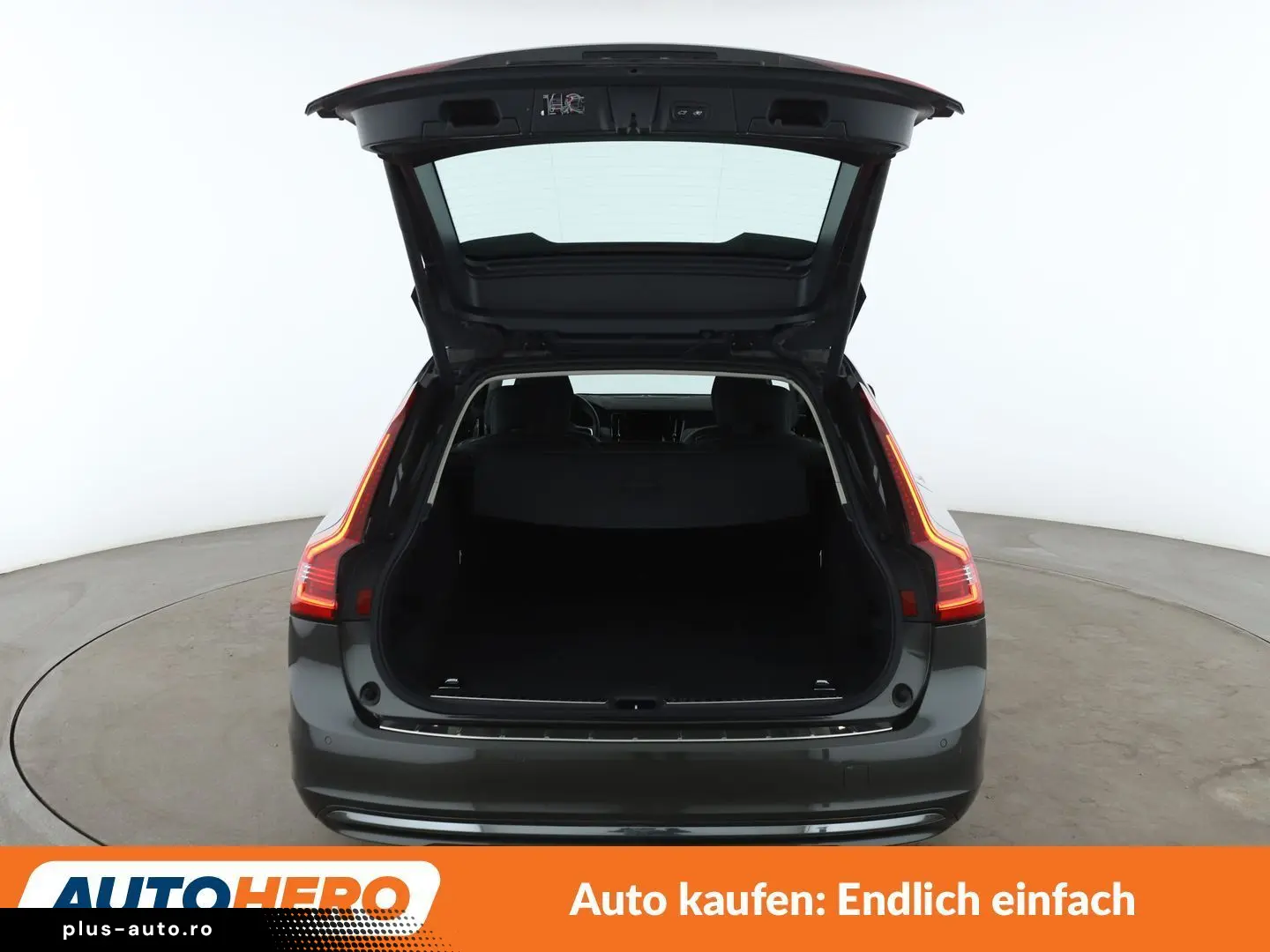 VOLVO 2.0 T6 Plug-in Hybrid Inscription Expression AWD