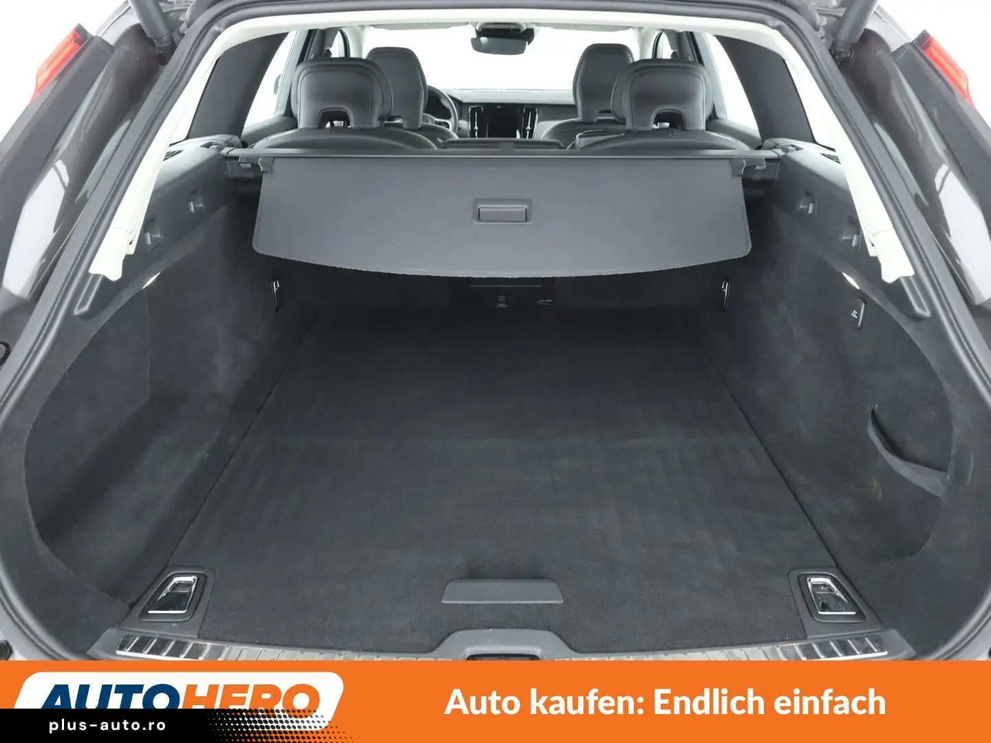 VOLVO 2.0 T6 Plug-in Hybrid Inscription Expression AWD