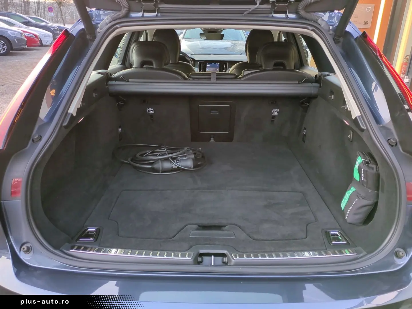 VOLVO V90 Inscription Expression Recharge Plug-In Hybr