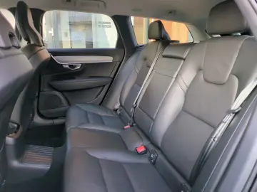 VOLVO V90 Inscription Expression Recharge Plug-In Hybr