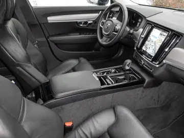 VOLVO V90 T6 Twin Engine AWD Core Plug-In LED Kamera 4