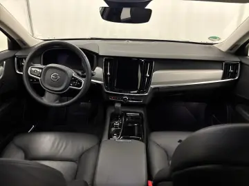 VOLVO V 90 T6 Twin Engine AWD Core Plug-In AHK