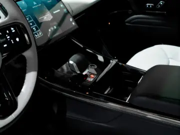 Range Rover Sport Dynamic HSE P460e AWD PHEV L461