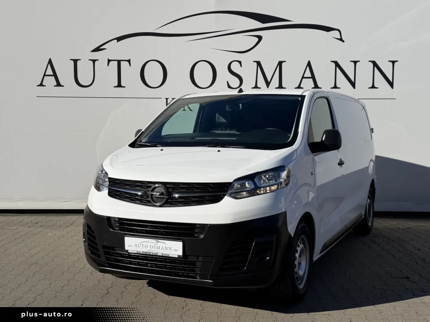 OPEL Vivaro 1.5 D Cargo Edition M L2 Klima 3-Sitzer
