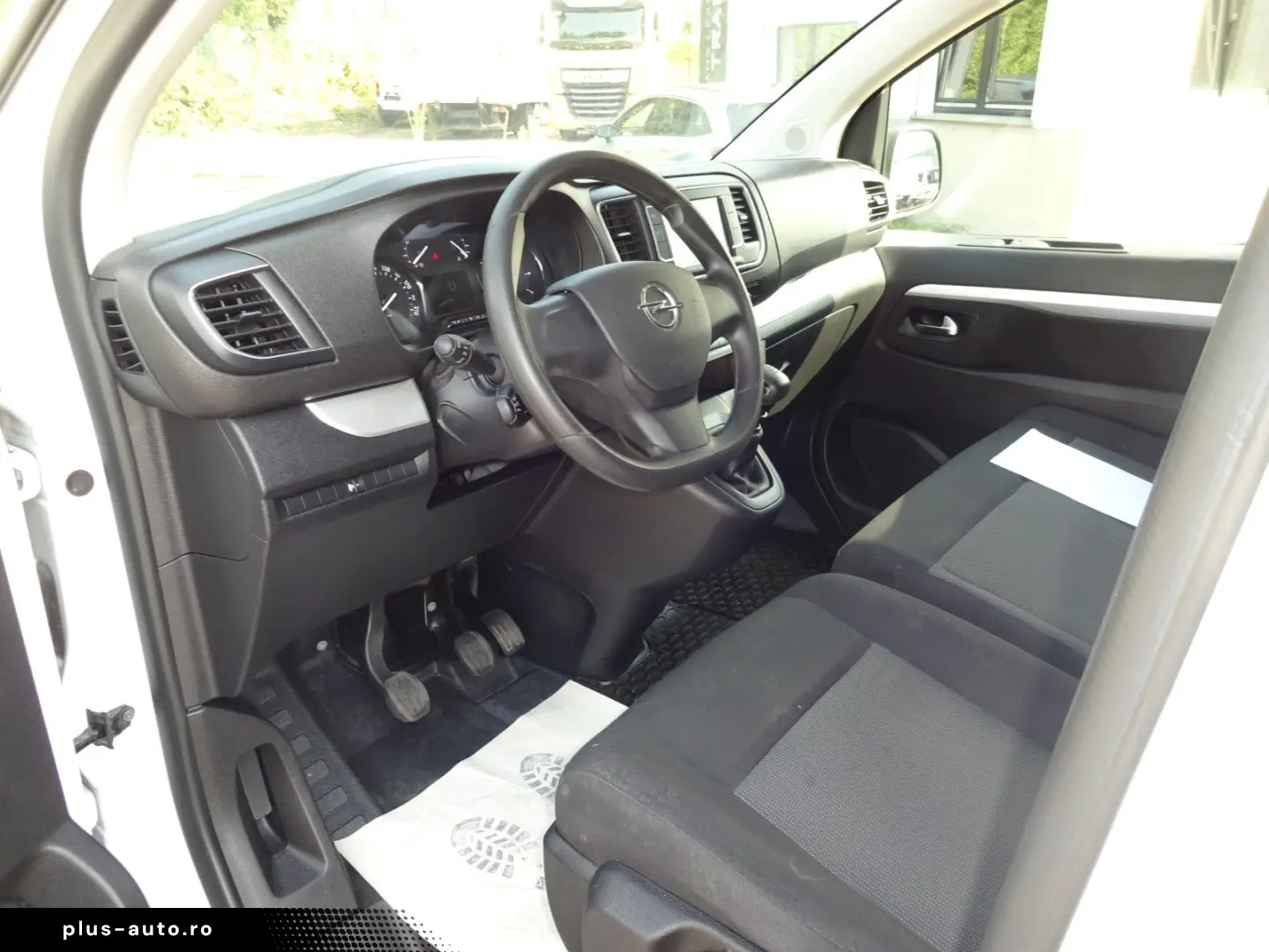 OPEL Vivaro Kasten L1H1  Klima  PDC