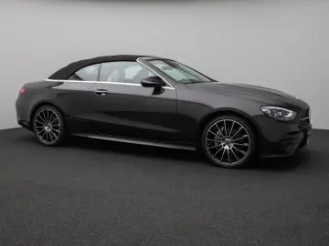 MERCEDES-BENZ E 220 d AMG 360  Burmester DAB Belüftung Voll