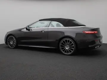 MERCEDES-BENZ E 220 d AMG 360  Burmester DAB Belüftung Voll